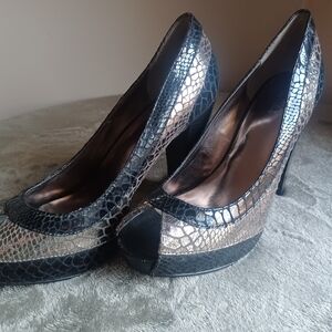 XOXO Black and Silver/Gold Peep-Toe Heels